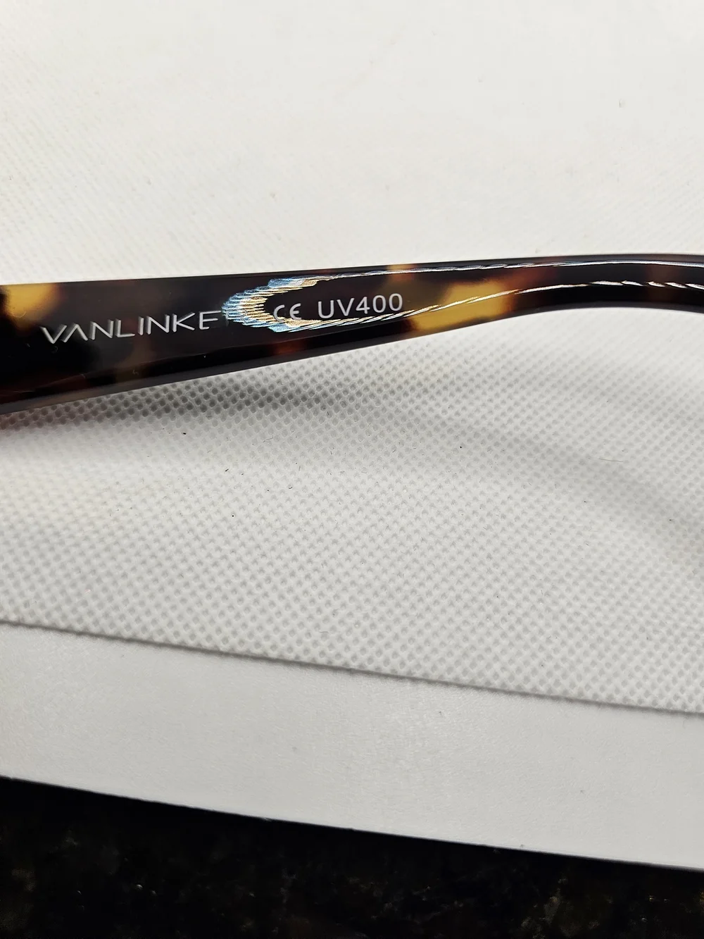 Tortoiseshell Cat-Eye Sunglasses with Brown Gradient Lenses